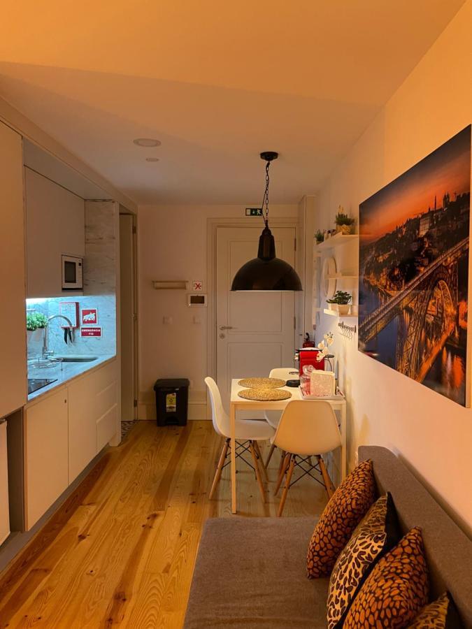 Historic Porto Balcony Hideaway - Taipas House 60 Apartment Exterior photo