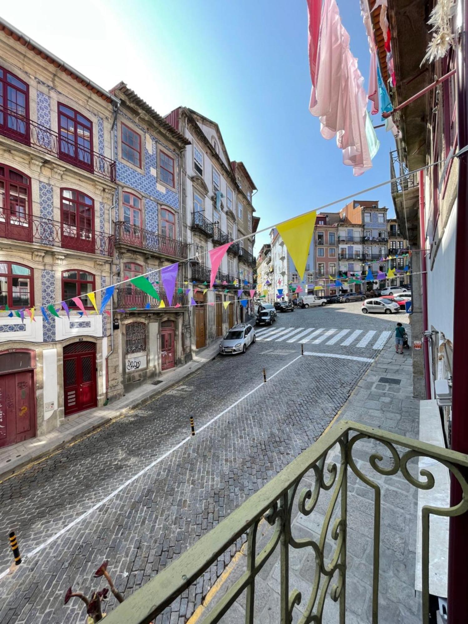 Historic Porto Balcony Hideaway - Taipas House 60 Apartment Exterior photo